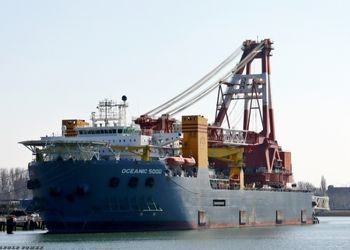 OCEANIC 5000 PIPE LAYING & HEAVY LIFTING RIG