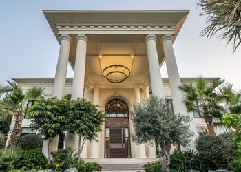 VILLA E-161-EMIRATES HILLS DUBAI